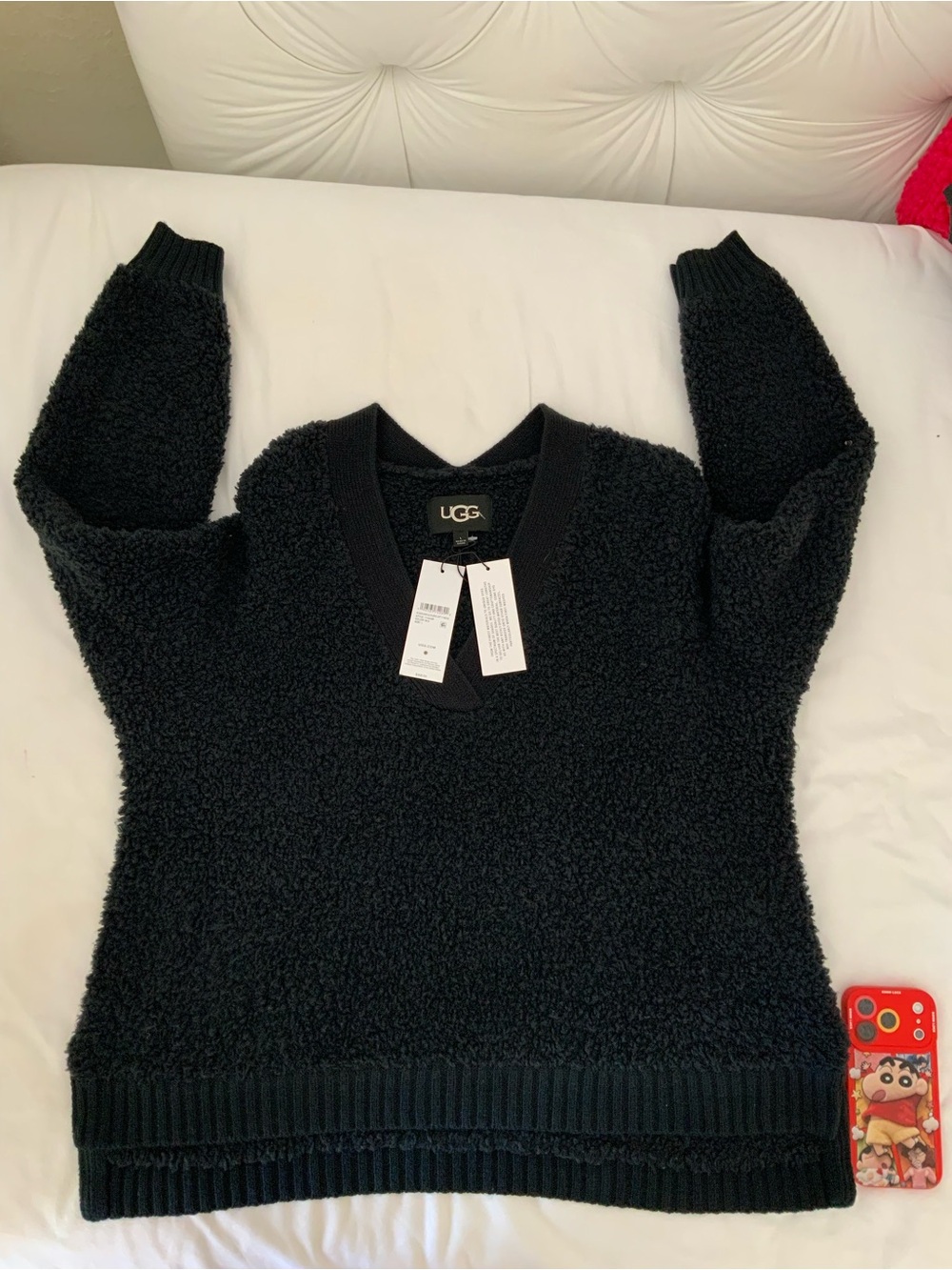 NWT UGG Deeann CloudFluff V-Neck Wool Blend Sweater Black L
